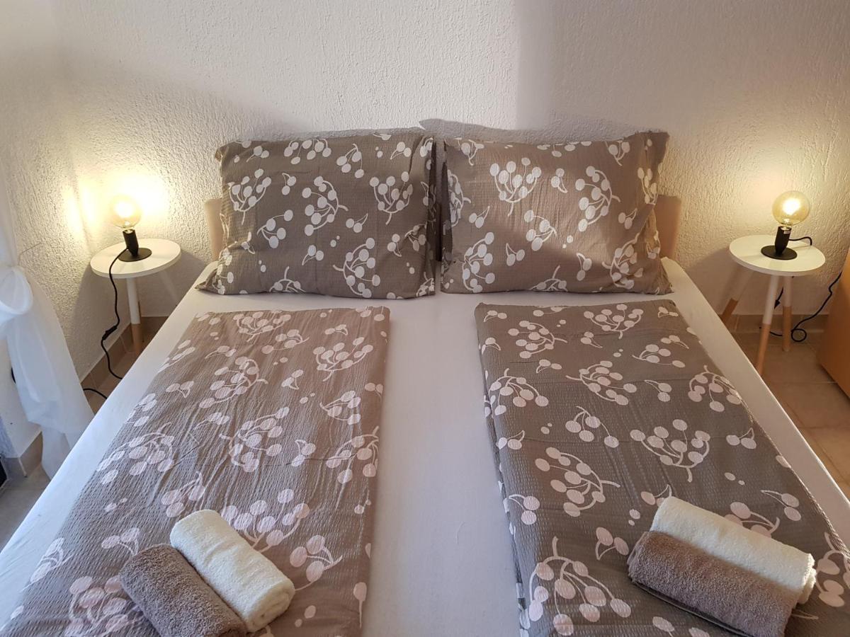 Casa Nostra II Lejlighed Funtana Eksteriør billede